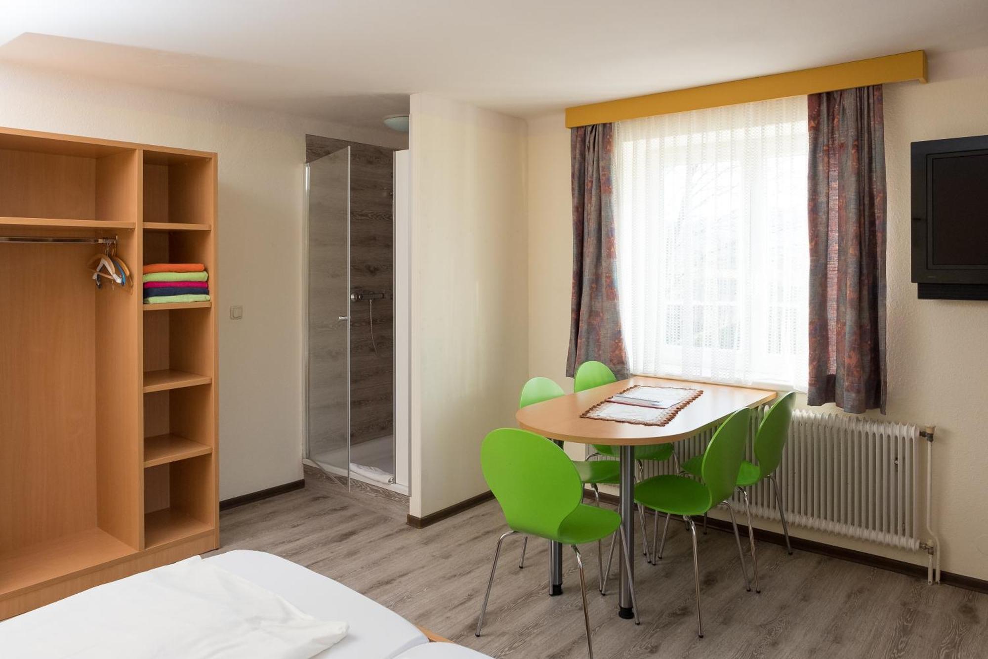 Rosslwirt-Rast Bed & Breakfast Strass im Attergau Exterior photo
