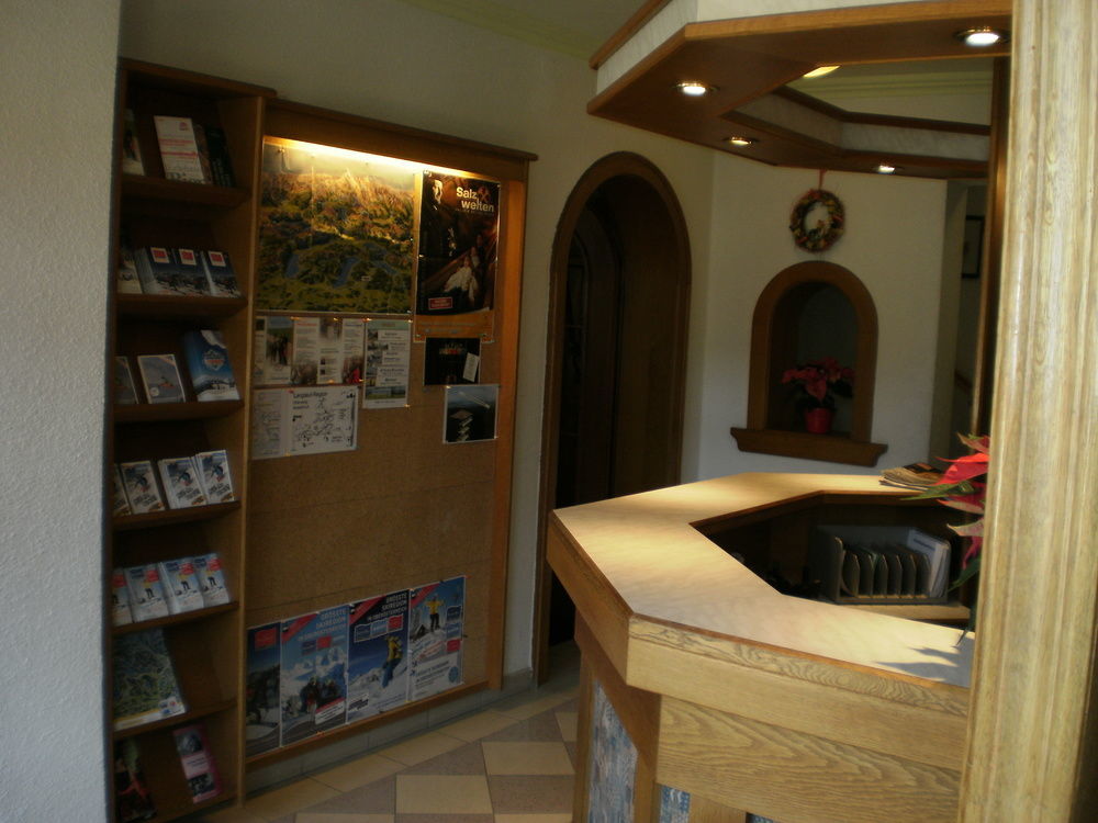 Rosslwirt-Rast Bed & Breakfast Strass im Attergau Exterior photo