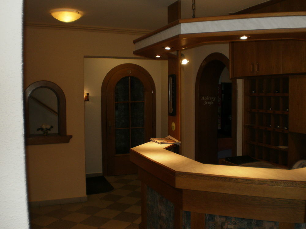 Rosslwirt-Rast Bed & Breakfast Strass im Attergau Exterior photo