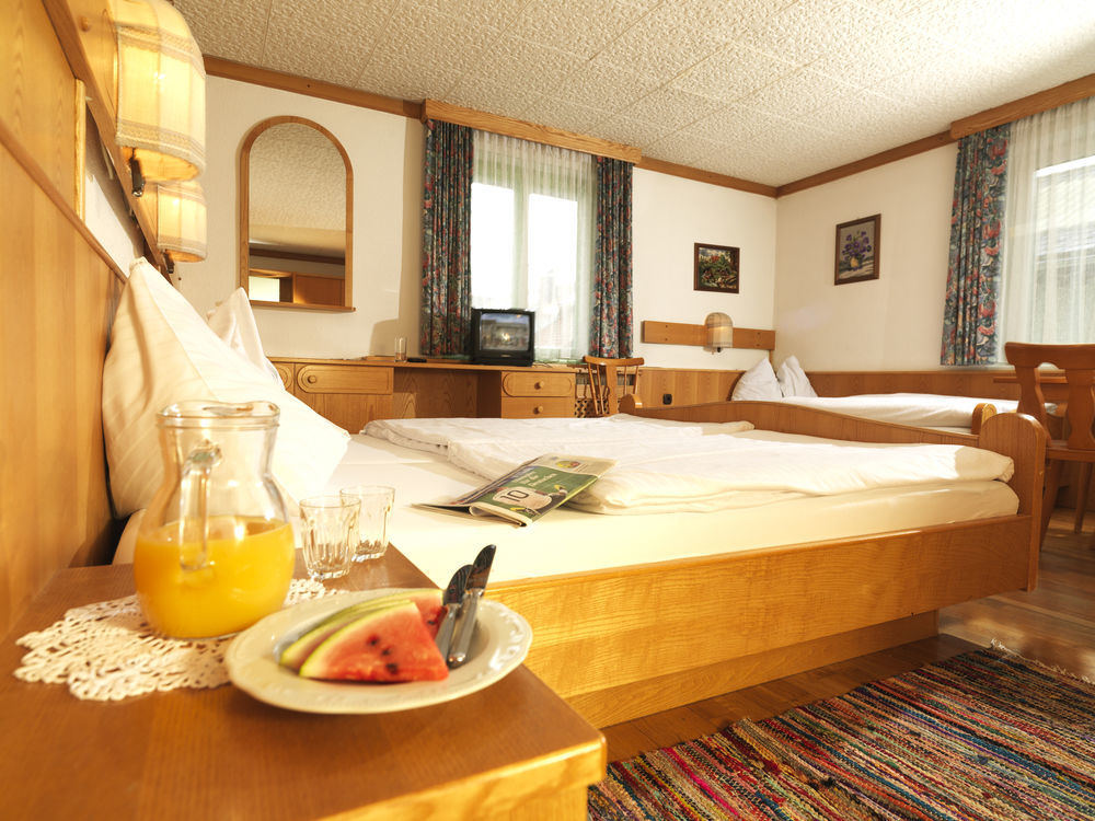 Rosslwirt-Rast Bed & Breakfast Strass im Attergau Exterior photo